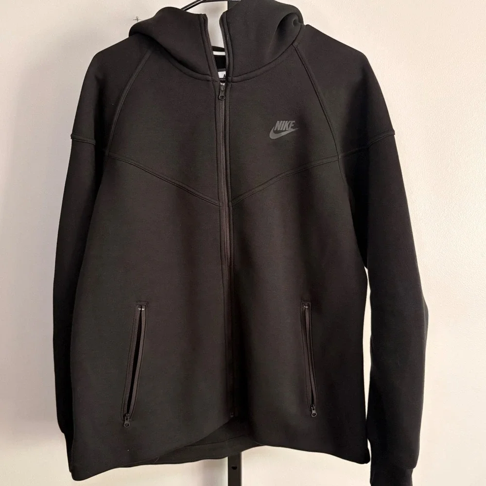 Nike tech fleece